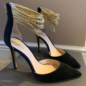 Vince Camuto Black Suede/Pure Gold Nayz Pumps